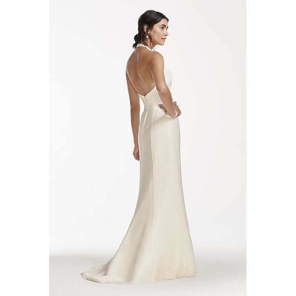 DAVID'S BRIDAL COLLECTION chiffon halter sheath wedding dress Size 8 Soft White - Picture 2 of 4